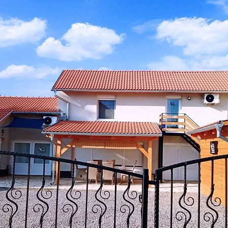 Csigaház Apartman Pécs Exterior foto