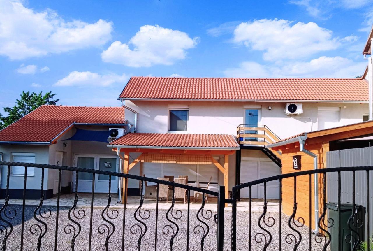 Csigaház Apartman Pécs Exterior foto